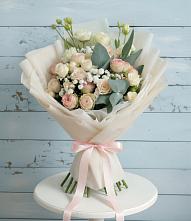 Букет цветов из:  Розы и Лизиантусы #REPLACE_PRED# Балковском