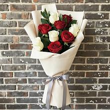 Букет цветов из:  Розы #REPLACE_PRED# Балковском