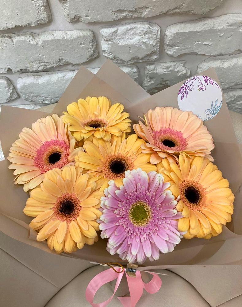 Букет цветов из: Герберы в Балковском