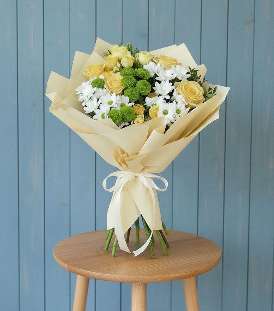 Букет цветов из: Хризантемы и Розы в Балковском