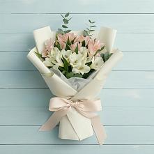 Букет цветов из:  Альстромерии в Балковском