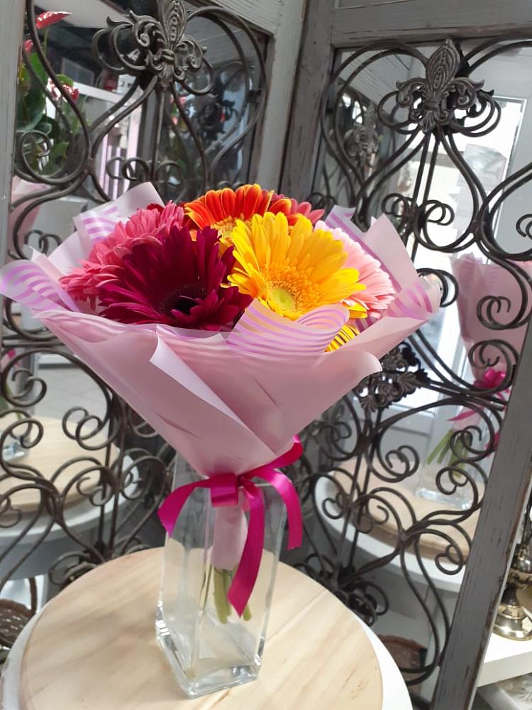 Букет цветов из: Герберы в Балковском