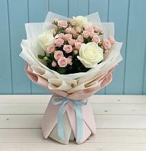 Букет цветов из:  Розы в Балковском