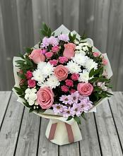 Букет цветов из:  Альстромерии, Гвоздики, Розы и Хризантемы в Балковском