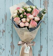 Букет цветов из:  Розы в Балковском