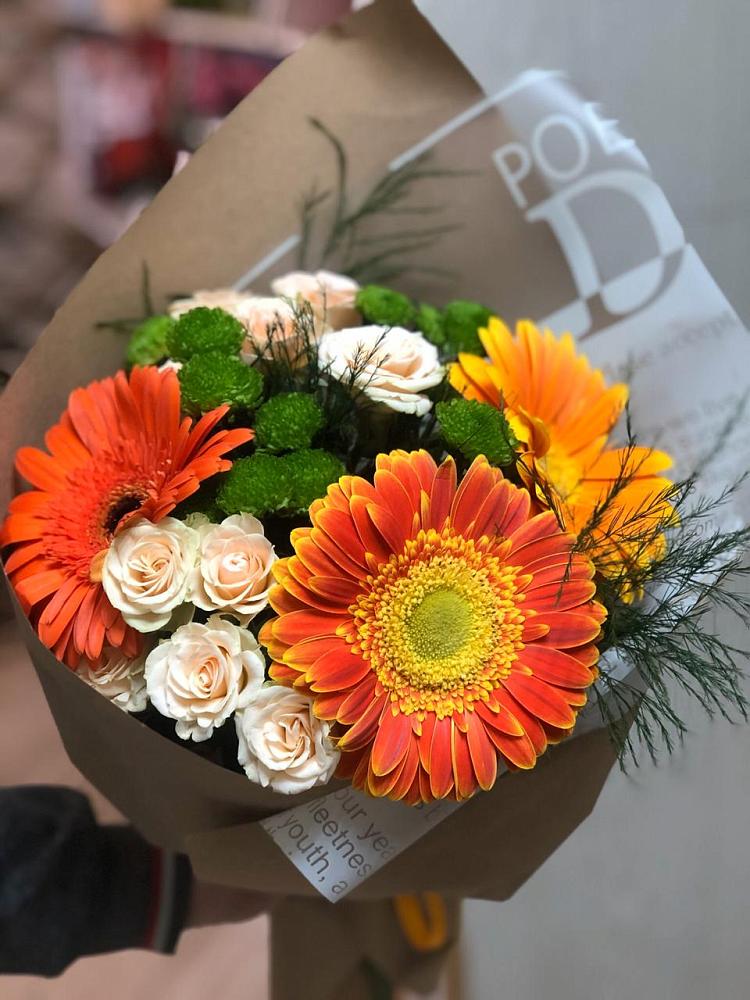 Букет цветов из: Герберы, Хризантемы и Розы в Балковском