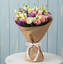 Букет цветов из:  Лизиантусы в Балковском