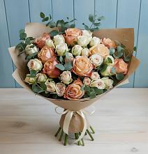 Букет цветов из:  Альстромерии и Розы в Балковском