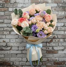 Букет цветов из:  Розы, Лизиантусы и Гвоздики #REPLACE_PRED# Балковском